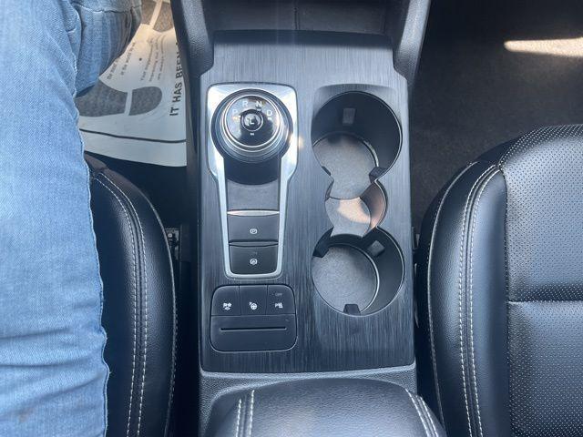 Photo of 2021 Gray Metallic Ford Escape