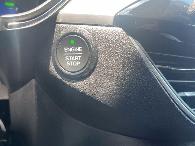Photo of 2021 Gray Metallic Ford Escape