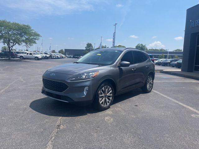 Photo of 2021 Gray Metallic Ford Escape