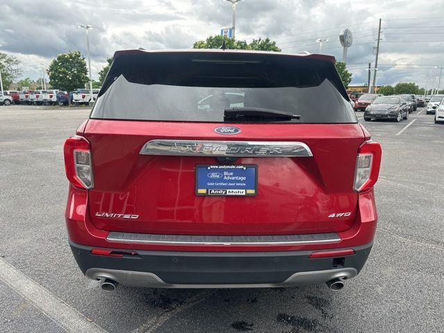 Photo of 2023 Rapid Red Metallic Tinted Clearcoat Ford Explorer
