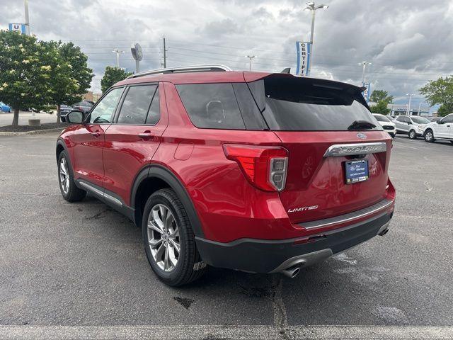 Photo of 2023 Rapid Red Metallic Tinted Clearcoat Ford Explorer