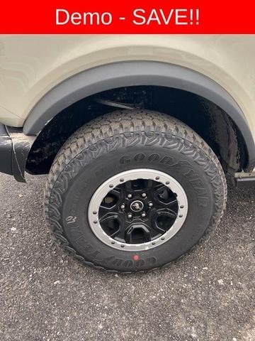 Photo of 2025 Desert Sand Ford Bronco