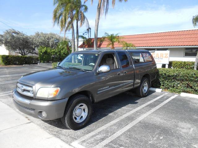 Photo of 2006 GRAY Toyota Tundra
