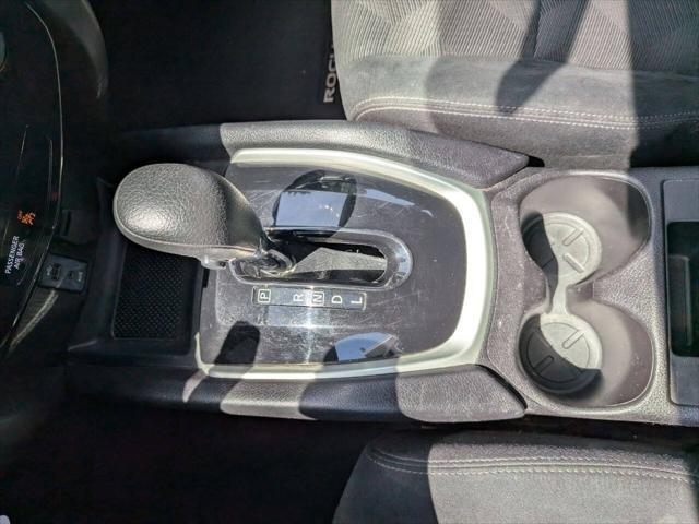 Photo of 2016 Gray Nissan Rogue