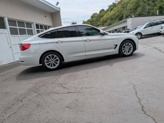 Photo of 2015 White BMW 328 Gran Turismo