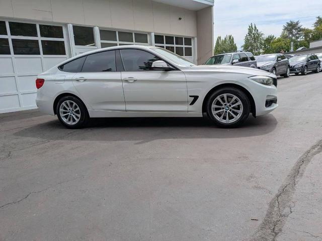 Photo of 2015 White BMW 328 Gran Turismo