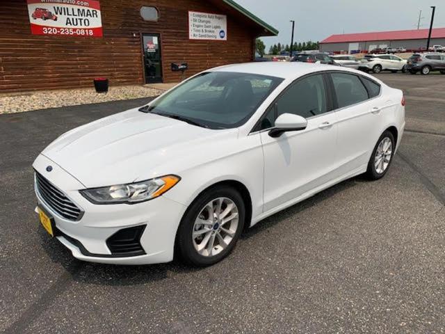 Photo of 2020 Oxford White Ford Fusion
