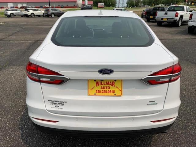 Photo of 2020 Oxford White Ford Fusion