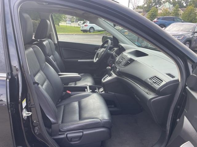 Photo of 2014 Crystal Black Pearl Honda CR-V