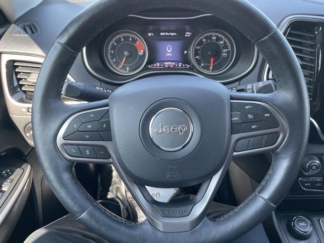 Photo of 2019 Billet Silver Metallic Clearcoat Jeep Cherokee