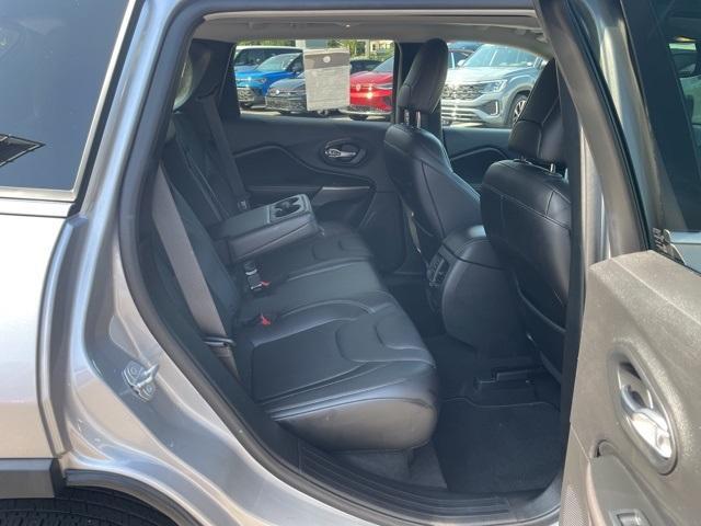 Photo of 2019 Billet Silver Metallic Clearcoat Jeep Cherokee