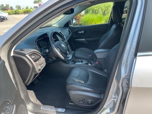 Photo of 2019 Billet Silver Metallic Clearcoat Jeep Cherokee