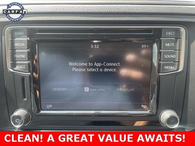 Photo of 2016 Black Volkswagen Jetta