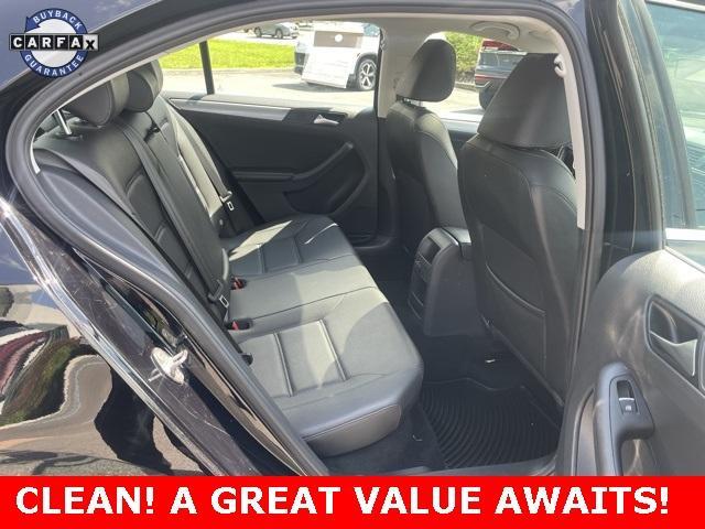 Photo of 2016 Black Volkswagen Jetta