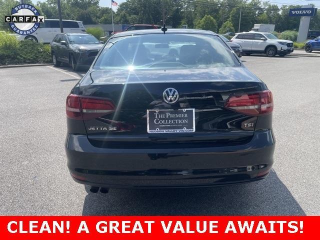Photo of 2016 Black Volkswagen Jetta