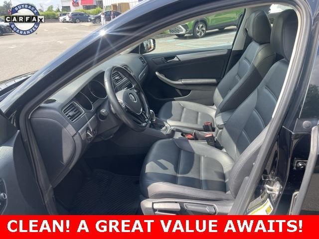 Photo of 2016 Black Volkswagen Jetta