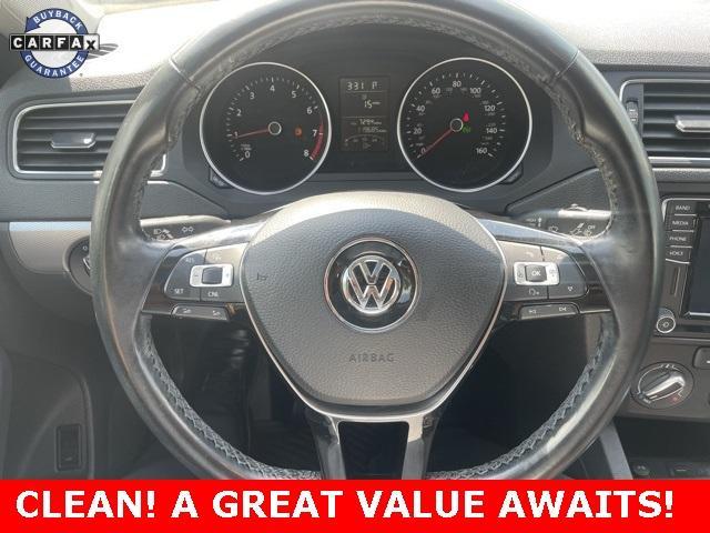 Photo of 2016 Black Volkswagen Jetta