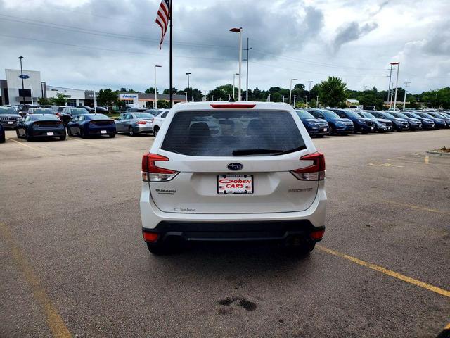 Photo of 2024 Crystal White Pearl Subaru Forester