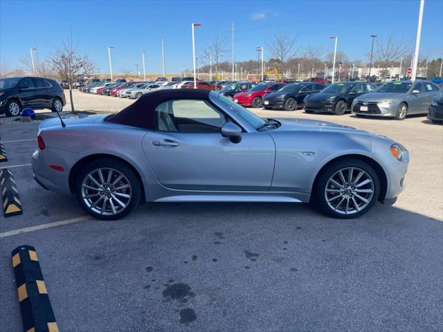 Photo of 2019 Chiaro Silver Metallic FIAT 124 Spider