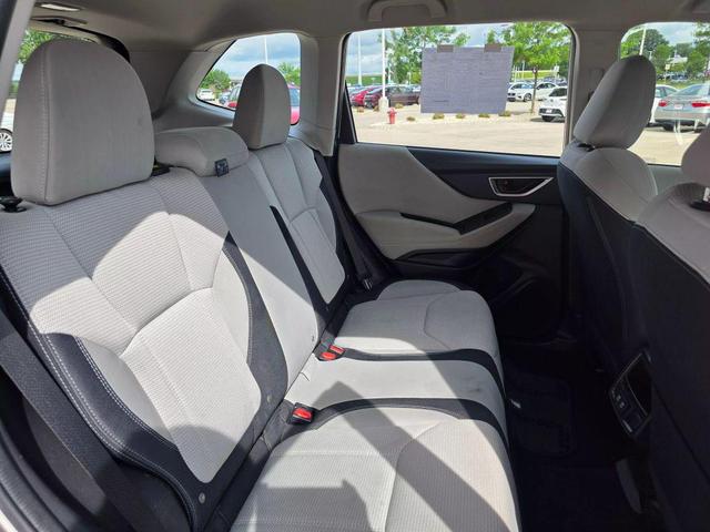 Photo of 2023 Crystal White Pearl Subaru Forester