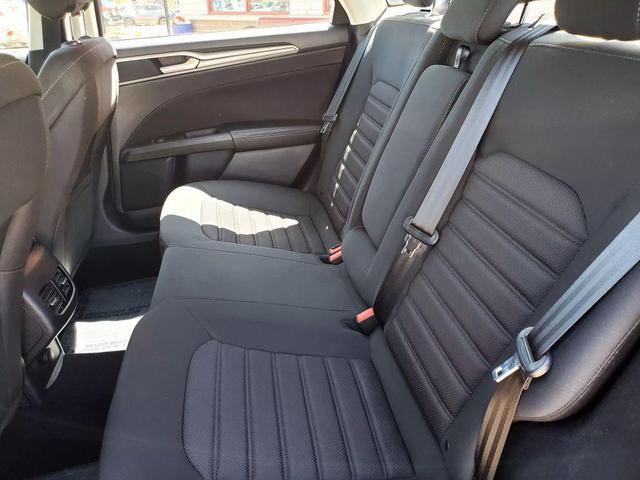 Photo of 2019 Red Ford Fusion Hybrid