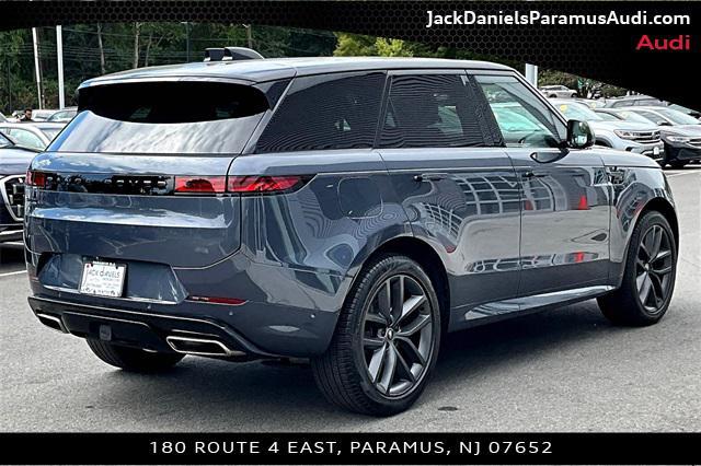 Photo of 2024 Blue Metallic Land Rover Range Rover Sport