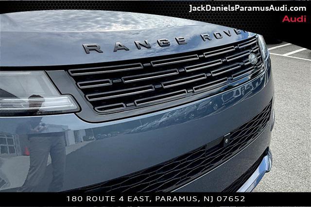 Photo of 2024 Blue Metallic Land Rover Range Rover Sport