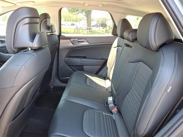 Photo of 2025 Shadow Matte Gray Kia Sportage Hybrid