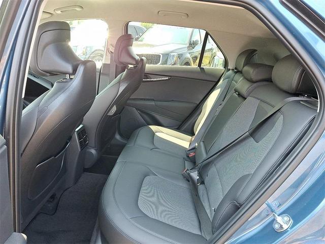 Photo of 2025 Mineral Blue Kia Niro Plug-In Hybrid