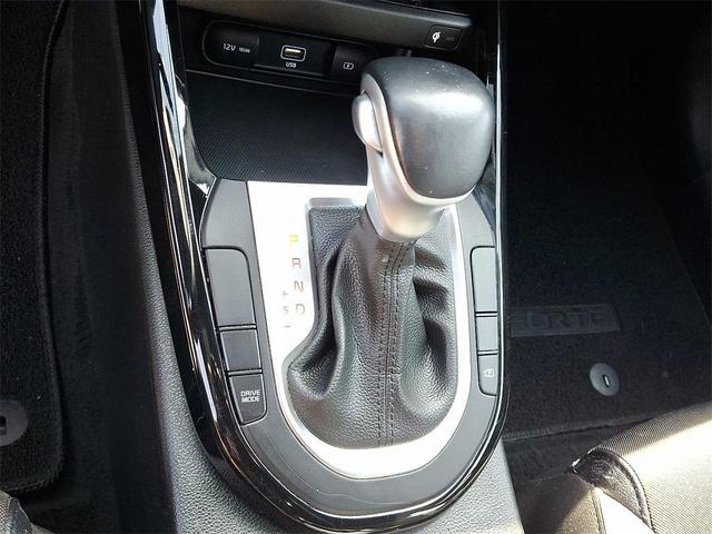 Photo of 2022 Gravity Gray Kia Forte