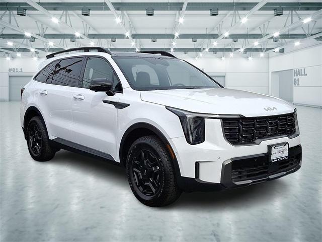 Photo of 2024 Glacial White Pearl Kia Sorento