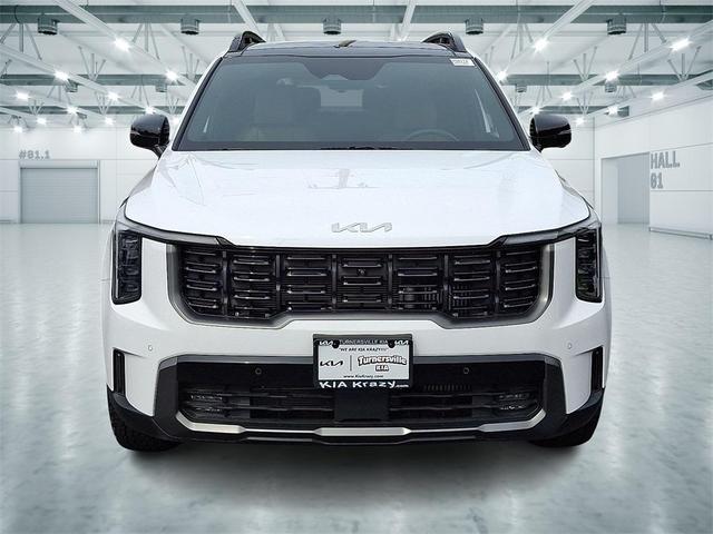 Photo of 2024 Glacial White Pearl Kia Sorento