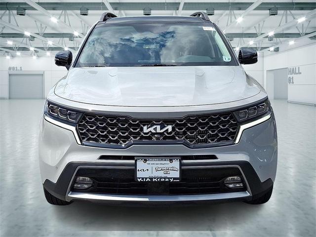 Photo of 2022 Wolf Gray Kia Sorento