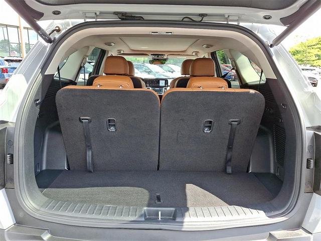 Photo of 2022 Wolf Gray Kia Sorento