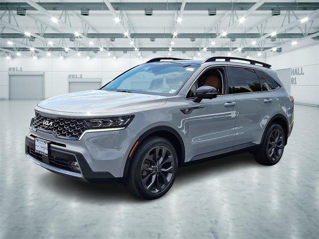 Photo of 2022 Wolf Gray Kia Sorento