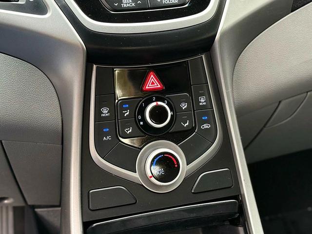 Photo of 2016 Venetian Red Hyundai ELANTRA