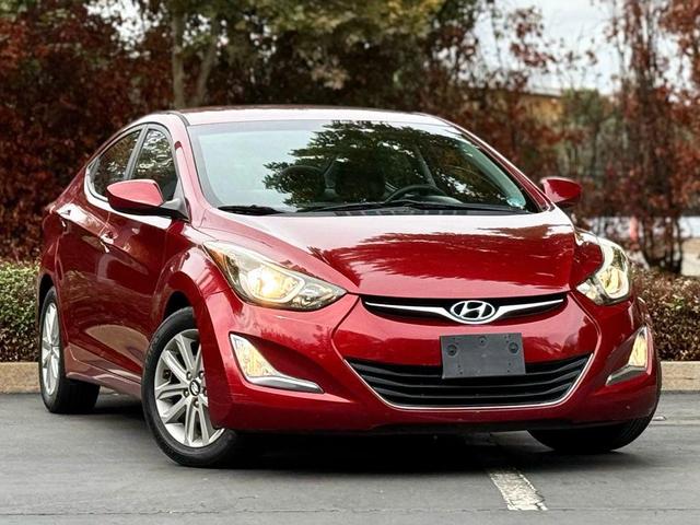 Photo of 2016 Venetian Red Hyundai ELANTRA