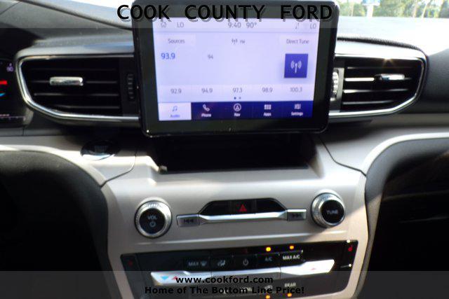 Photo of 2023 Gray Ford Explorer