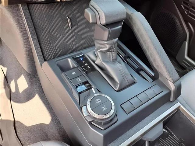 Photo of 2025 Ice Cap Toyota Tacoma