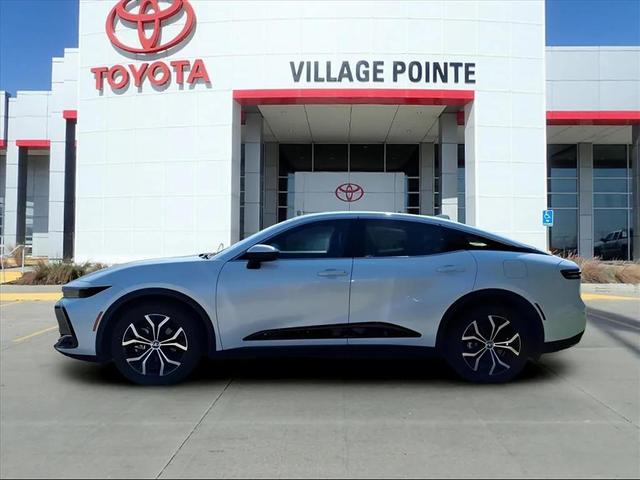 Photo of 2023 Oxygen White Toyota Crown
