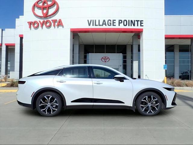 Photo of 2023 Oxygen White Toyota Crown
