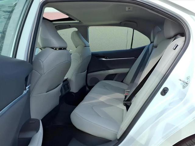 Photo of 2022 Wind Chill Pearl Toyota Camry Hybrid