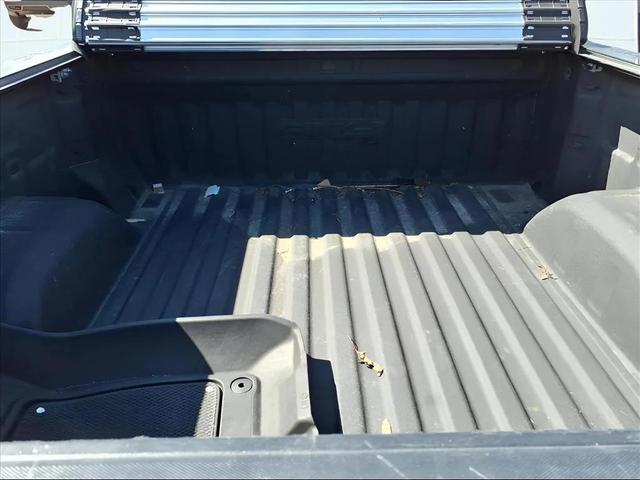 Photo of 2022 Summit White GMC Sierra 1500