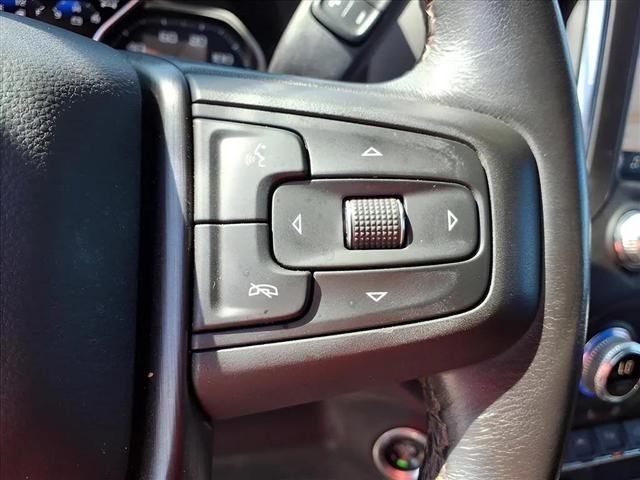 Photo of 2022 Summit White GMC Sierra 1500