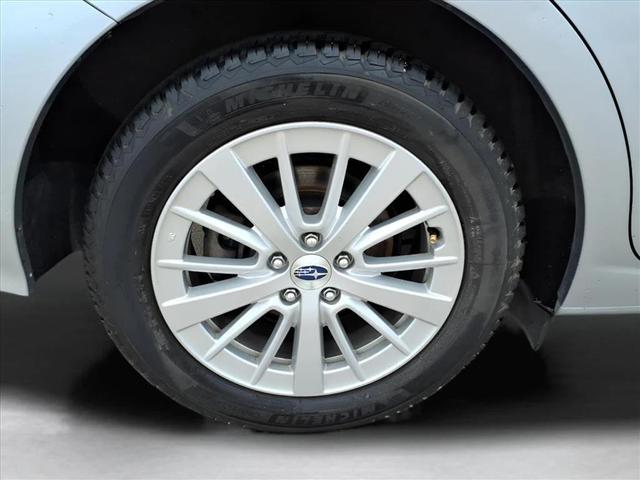 Photo of 2017 Ice Silver Metallic Subaru Impreza