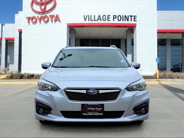 Photo of 2017 Ice Silver Metallic Subaru Impreza