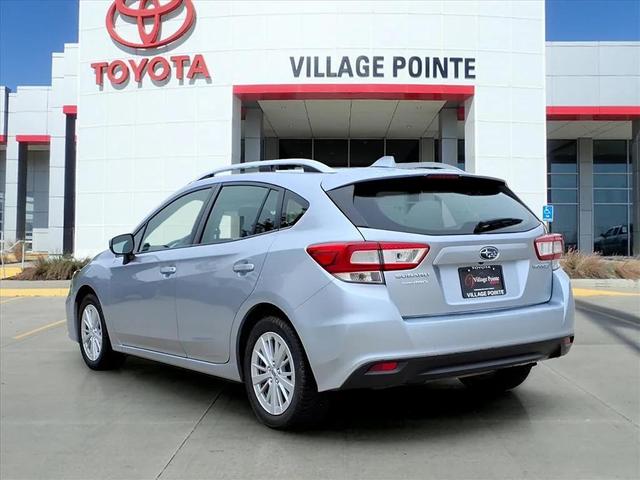 Photo of 2017 Ice Silver Metallic Subaru Impreza