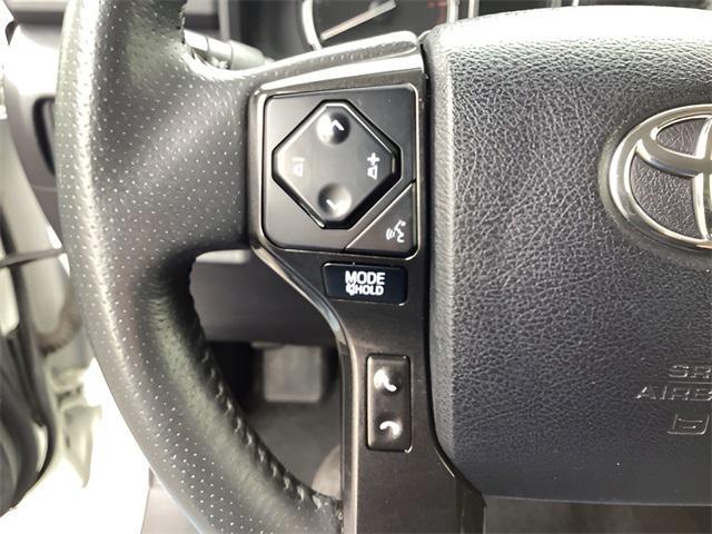 Photo of 2022 White Toyota 4Runner