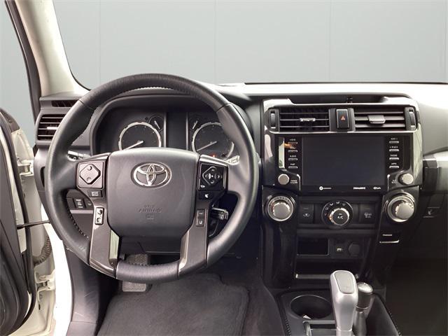 Photo of 2022 White Toyota 4Runner