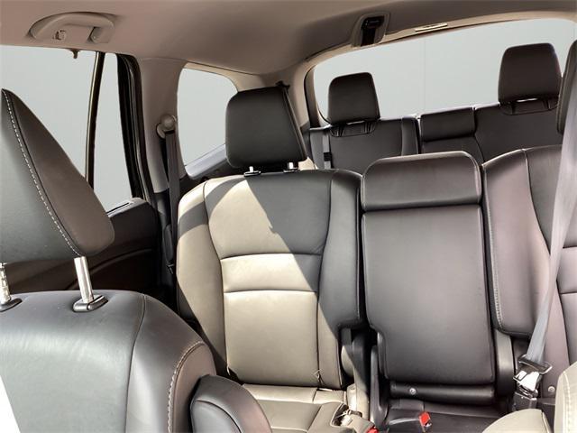 Photo of 2022 Crystal Black Pearl Honda Pilot
